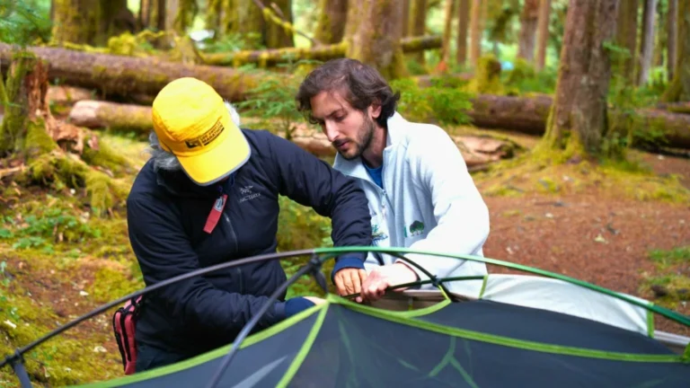 How to Camp Effectively: A Complete Guide for Beginners and Seasoned Adventurers